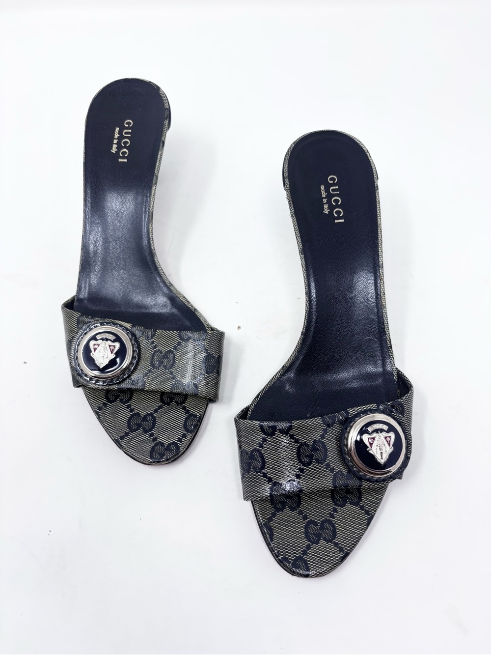 Gucci Hysteria Vintage GG Monogram Mules Crest Logo Kitten Heel Blue size 37C